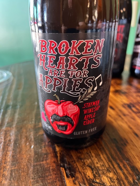 AR: Broken Hearts Are For Apples (750 ml)