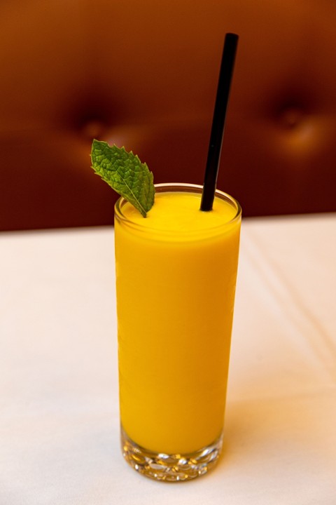 Mango lassi