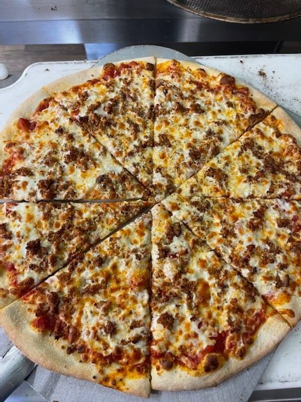 VIGILANTE PIZZA AT LEWIS & CLARK 1517 Dodge Ave, Helena MT 59601