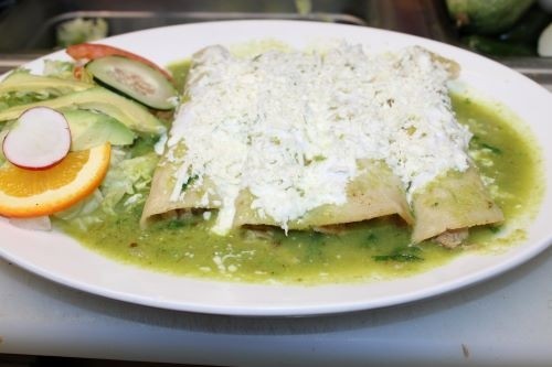 Enchiladas verdes (green enchiladas)