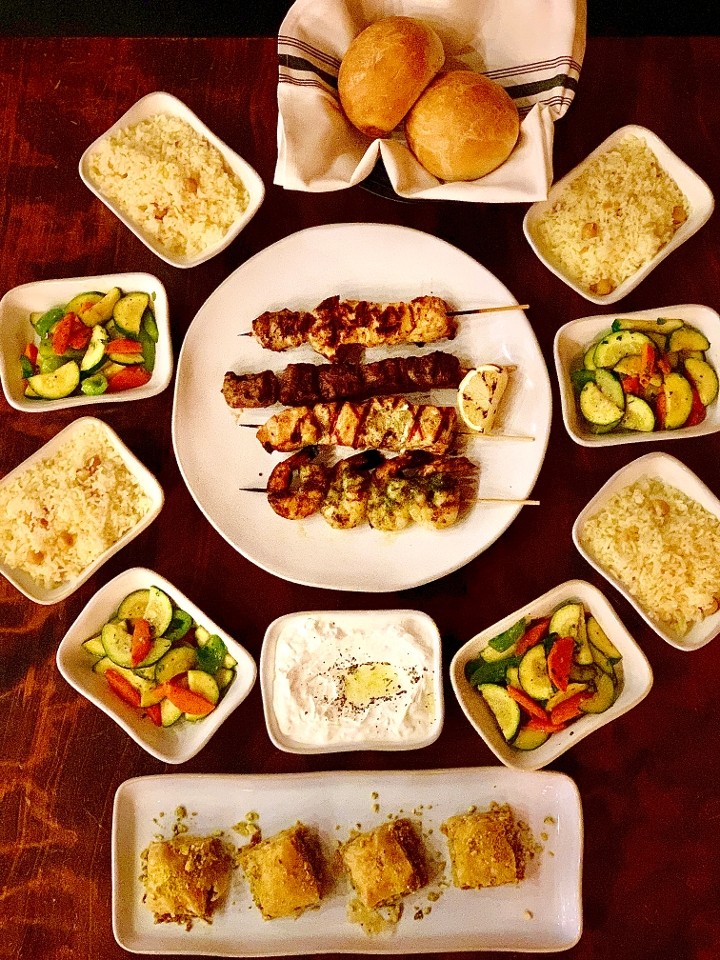 FAMILY MEAL PACKAGE ( 4 people)