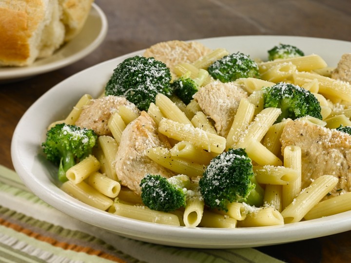 Entree Chicken, Broccoli & Penne