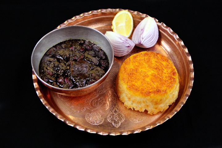 Ghormeh sabzi (قرمه‌سبزی)