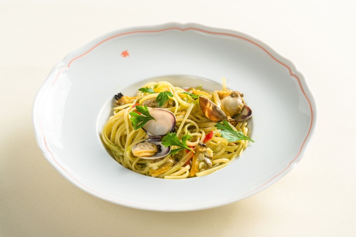 Linguine with Clams*