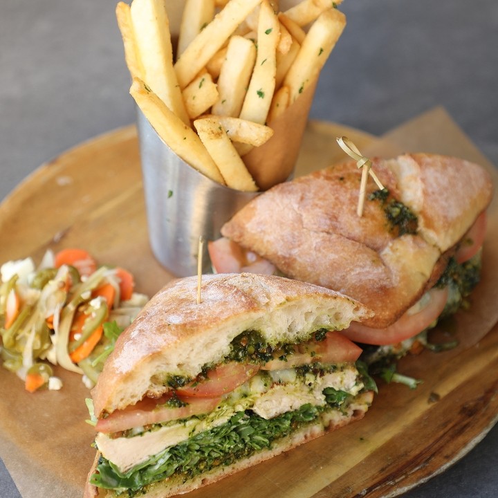 PESTO CHICKEN SANDWICH