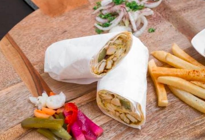 CHICKEN SHAWARMA WRAP