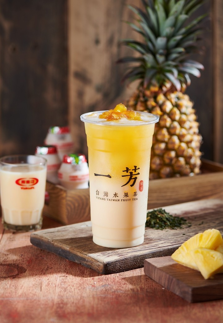 Yakult Pineapple Green Tea🍍