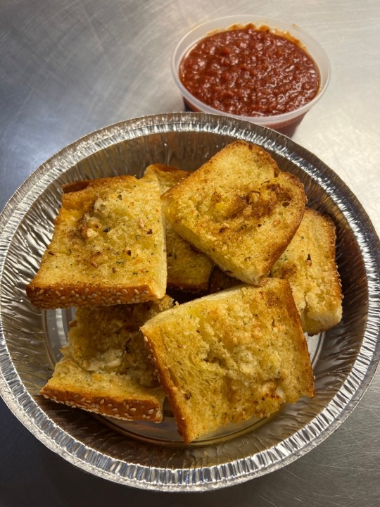 Garlic Bread with Marinara Sauce