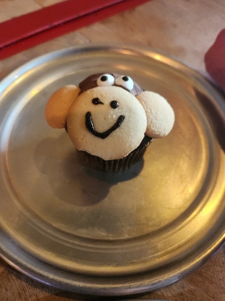 Monkey Cup Cake