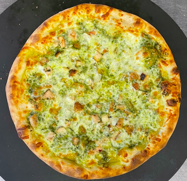 PESTO CHICKEN PIZZA