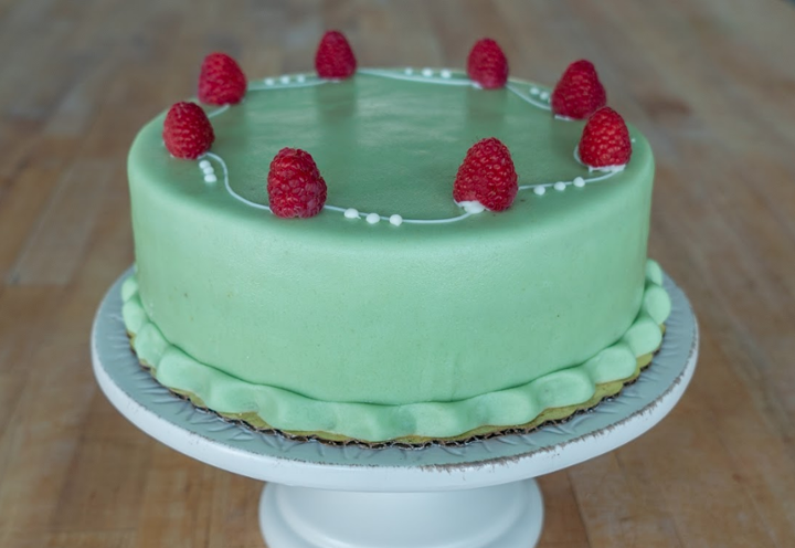 Marzipan Cake 9"