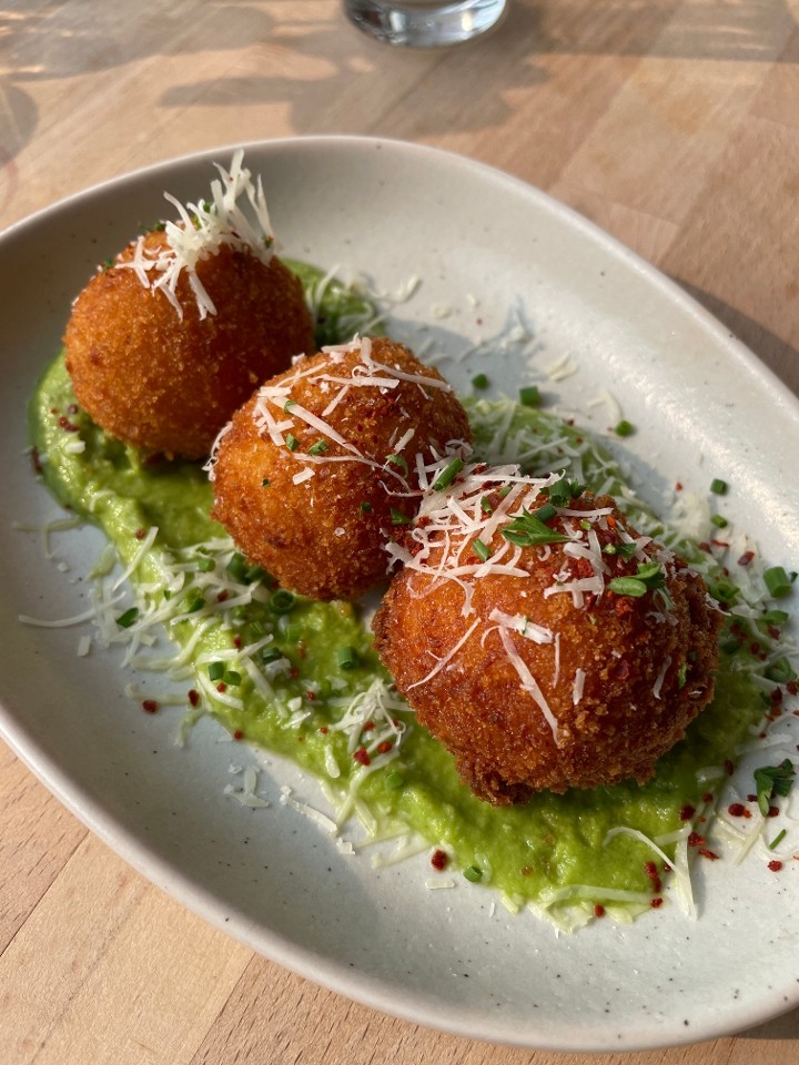 Dotty's Kitchen & Raw Bar Brick Pressed Chicken