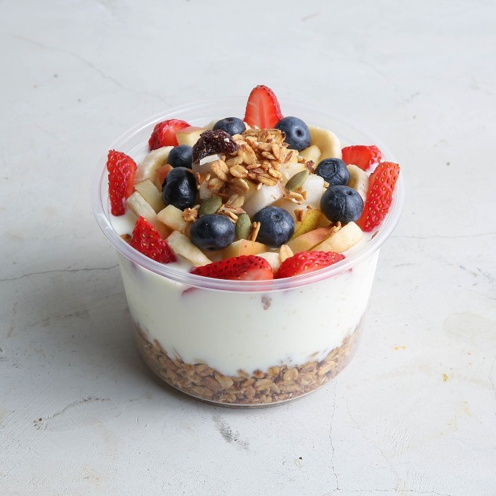 Granola Fruit & Yogurt