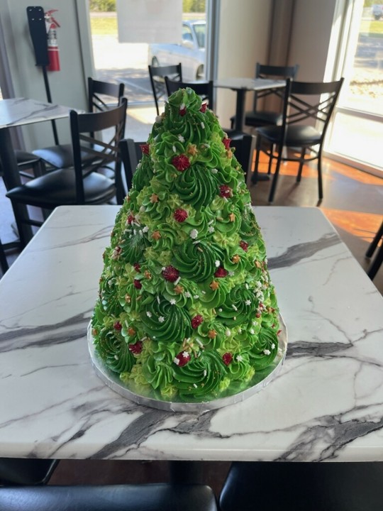8" Christmas Tree Cake