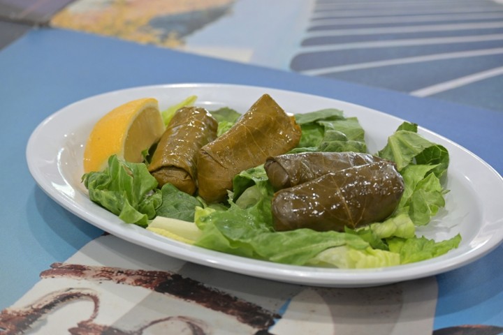 DOLMATHAKIA APPETIZER