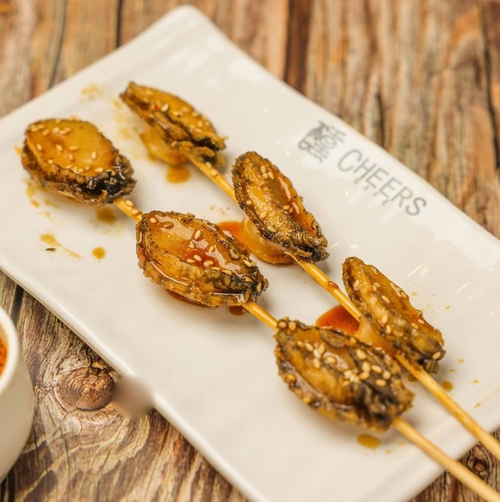 13.  Abalone yakitori  (1 skewer）