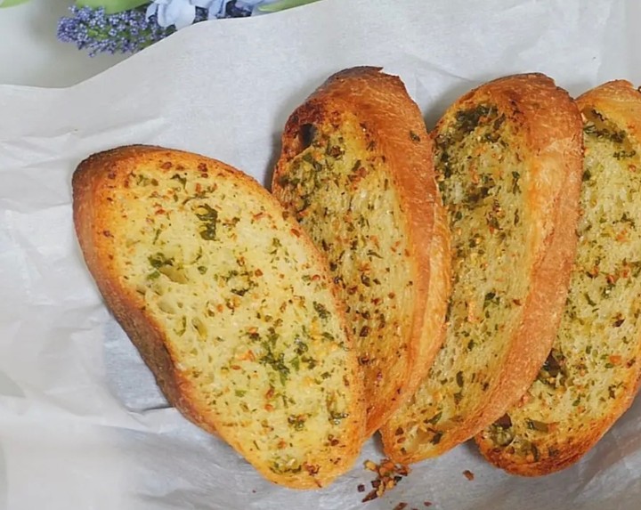 Garlic Toast (3 pcs)