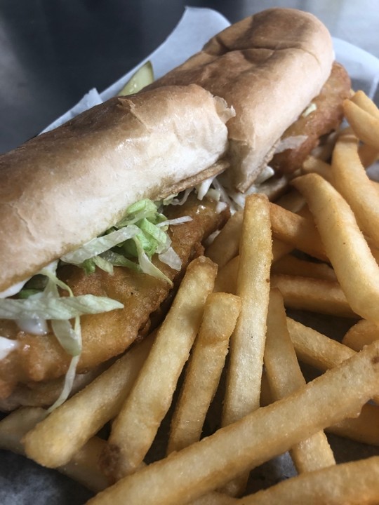 .FISH Sandwich w/ French fries