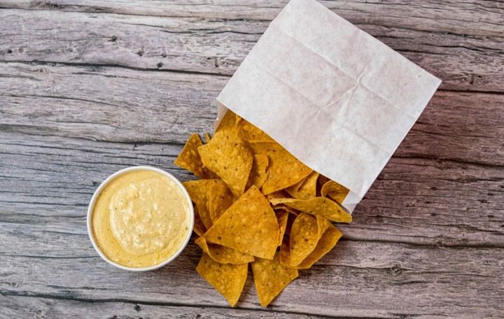 Chips & Queso (4oz)