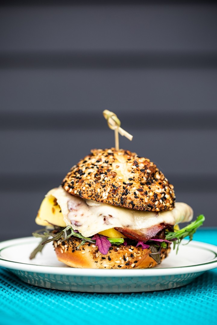 Lavka Egg Sandwich