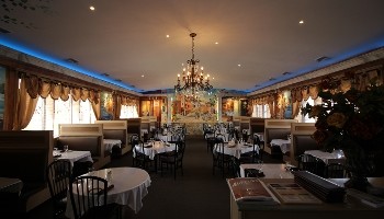 Aurelio’s Italian Grill 43080 Garfield Road