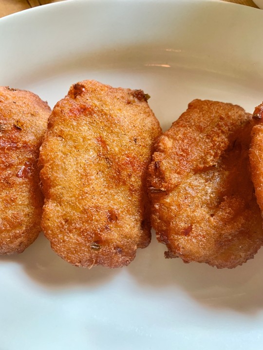 Arepitas de Yuca / yuca fritters