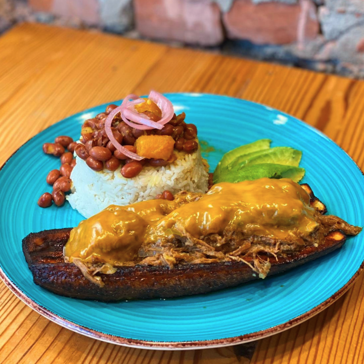 SPECIAL - Plantain Canoe (Canoa De Plátano)