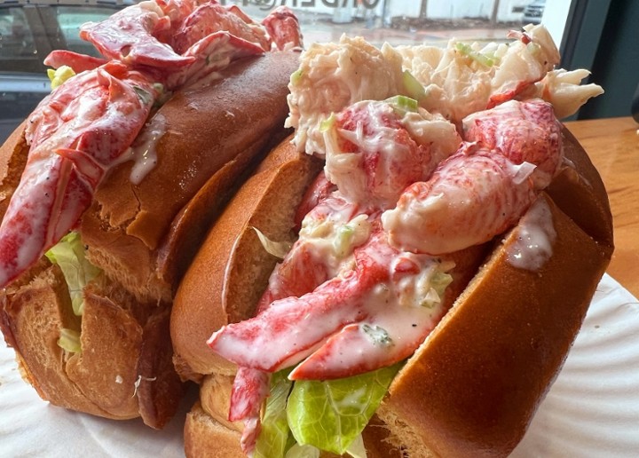 New England Lobster Roll (2)