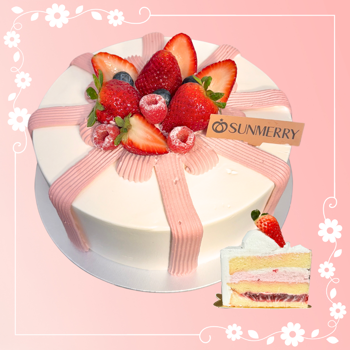 8" Strawberry Ribbon Cake