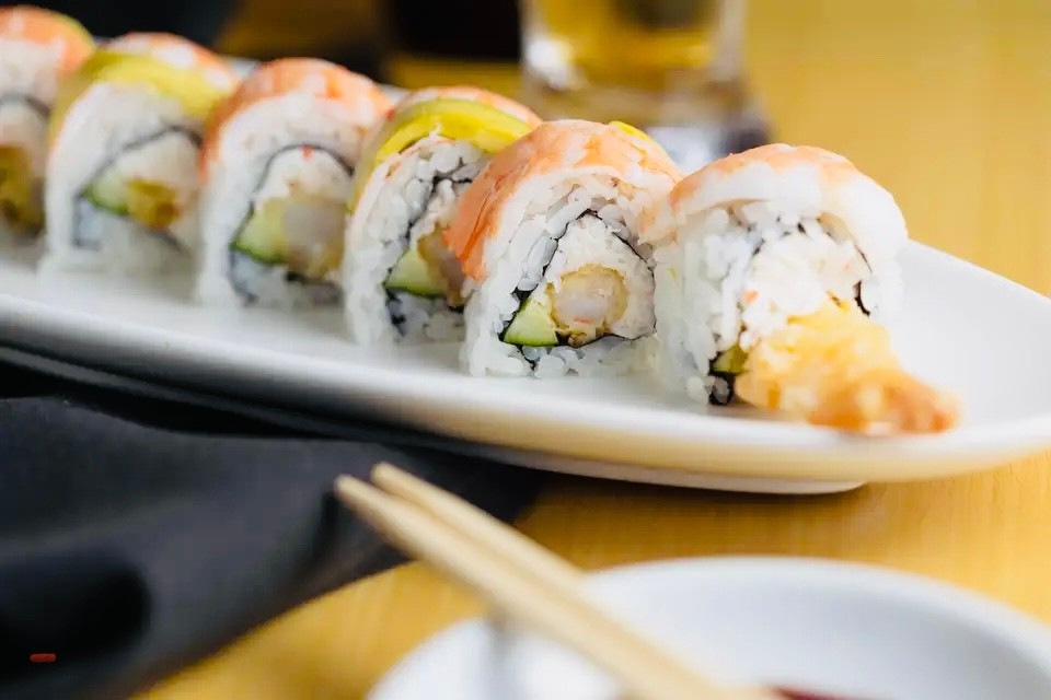 Double Shrimp Roll (sushi shrimp, avocado on top, shrimp tempura inside)
