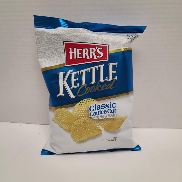 *Herr's Kettle Cooked Lattice Cut Small Bag