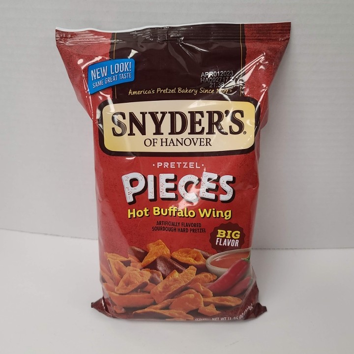 *Snyder's Pieces Hot Buffalo Wing Large Bag