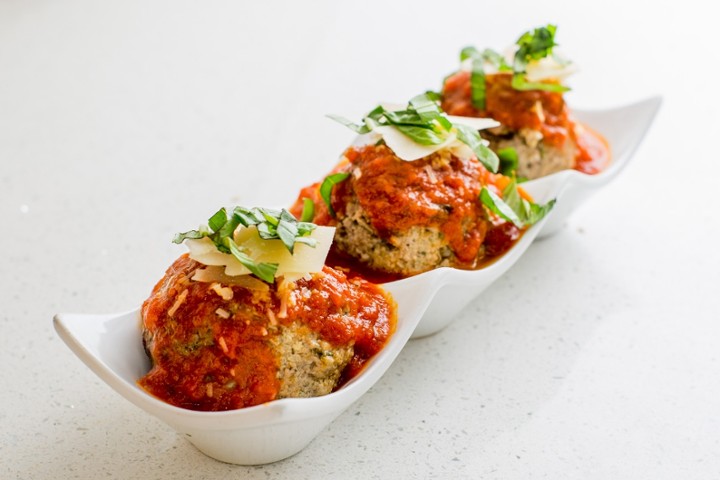 MEATBALLS (BEEF, CHICKEN, VEGGIE)