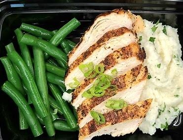 Grilled Chicken, Green Beans & White Rice