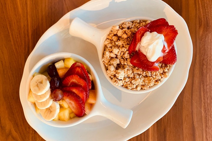 Fruit & Granola