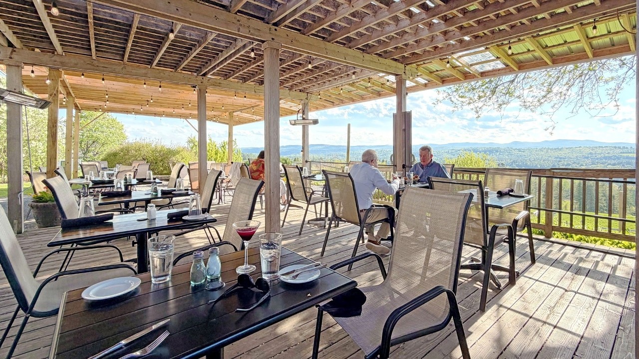 The Wildflower Inn Restaurant & Pub