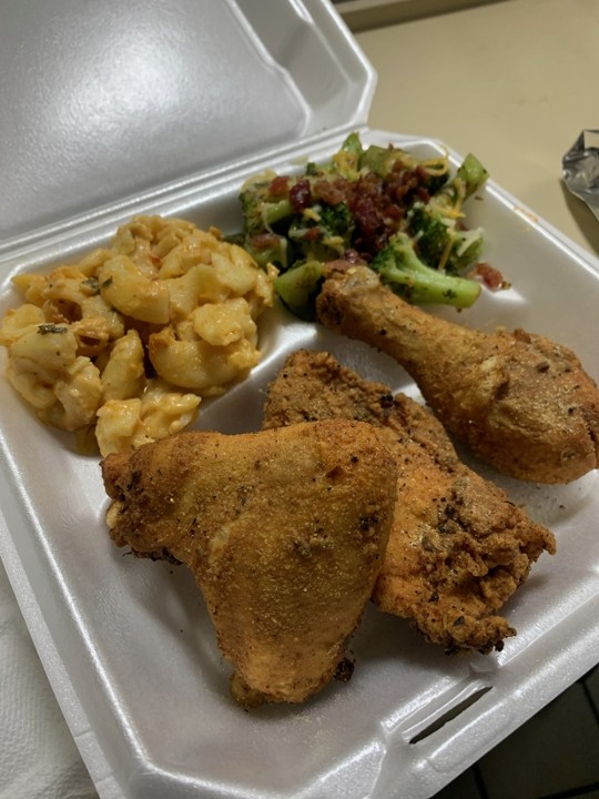 3 pc Fried Chicken w/ 2 sides