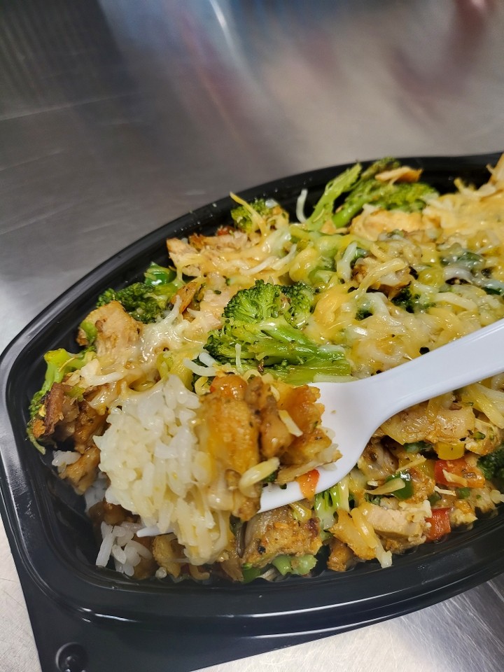 Ultimate Grilled Chicken Bowl w/ broccoli