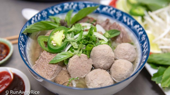 P7 _ Meatball Pho