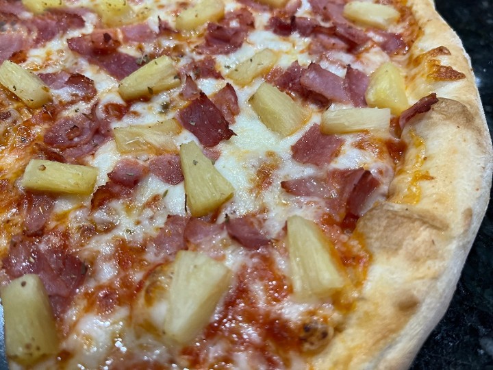 LG Hawaiian Pizza