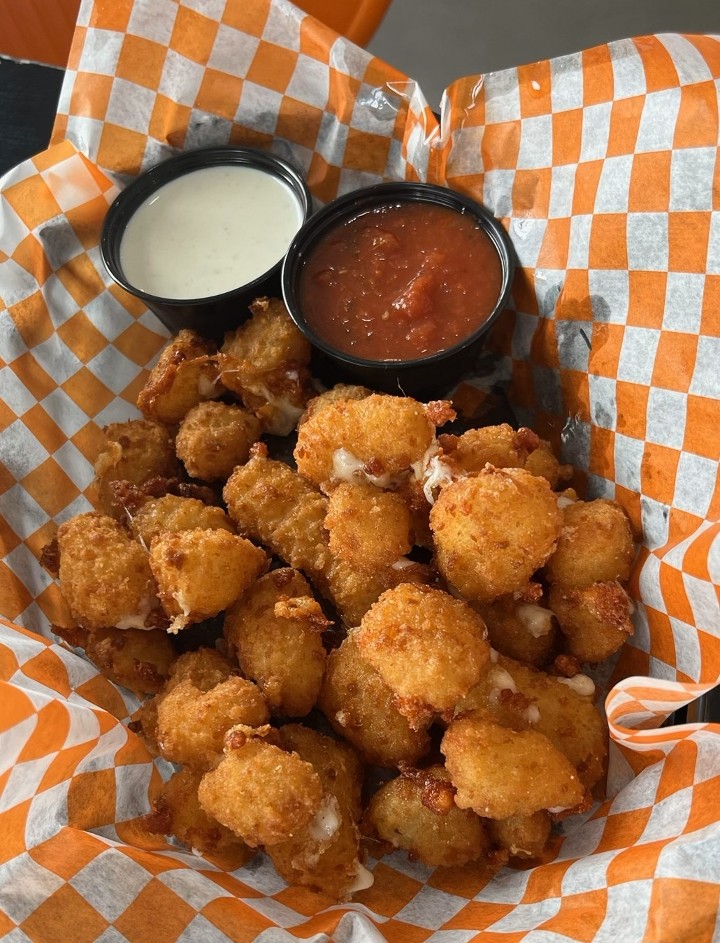 FRIED CHEESE CURDS