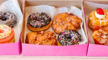 Lovebirds Donuts Kittery