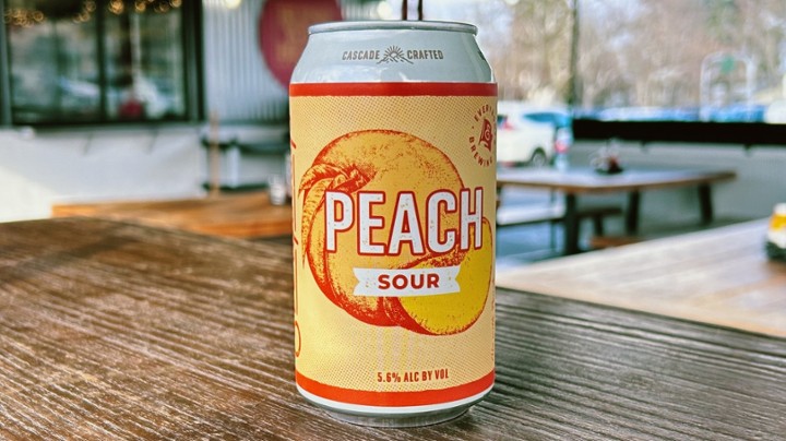 Everybody's Brewing - Peach Sour Ale (12oz)