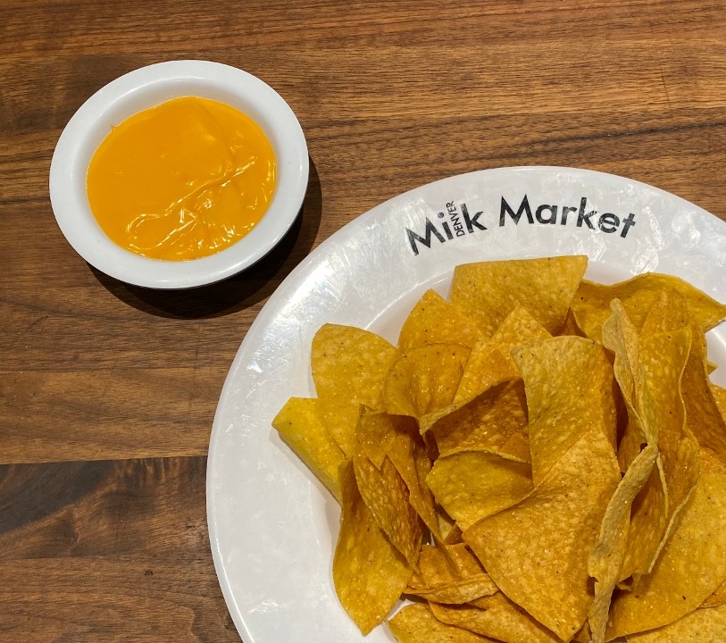 Chips & Queso