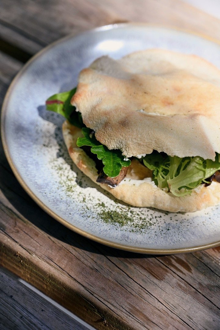 Mushroom, Ricota & Mix of Greens Sandwich