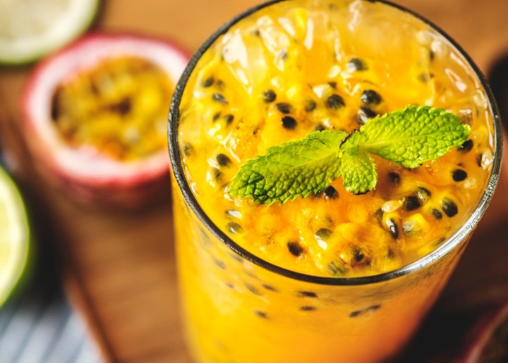 Jugo De Parcha/ Passion Fruit