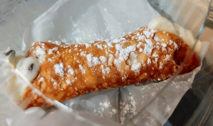 Italian Cannoli