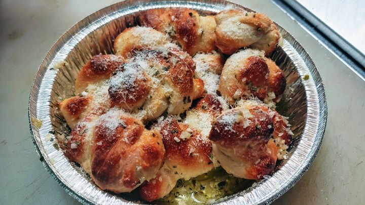 Garlic Knots (10)