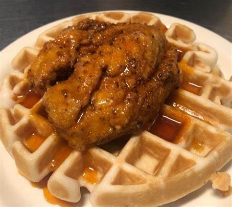 CHICKEN & WAFFLE