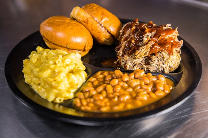 Pulled Pork Plate w/ 2 sides